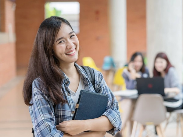 Các lưu ý khi sinh viên năm nhất đi làm thêm