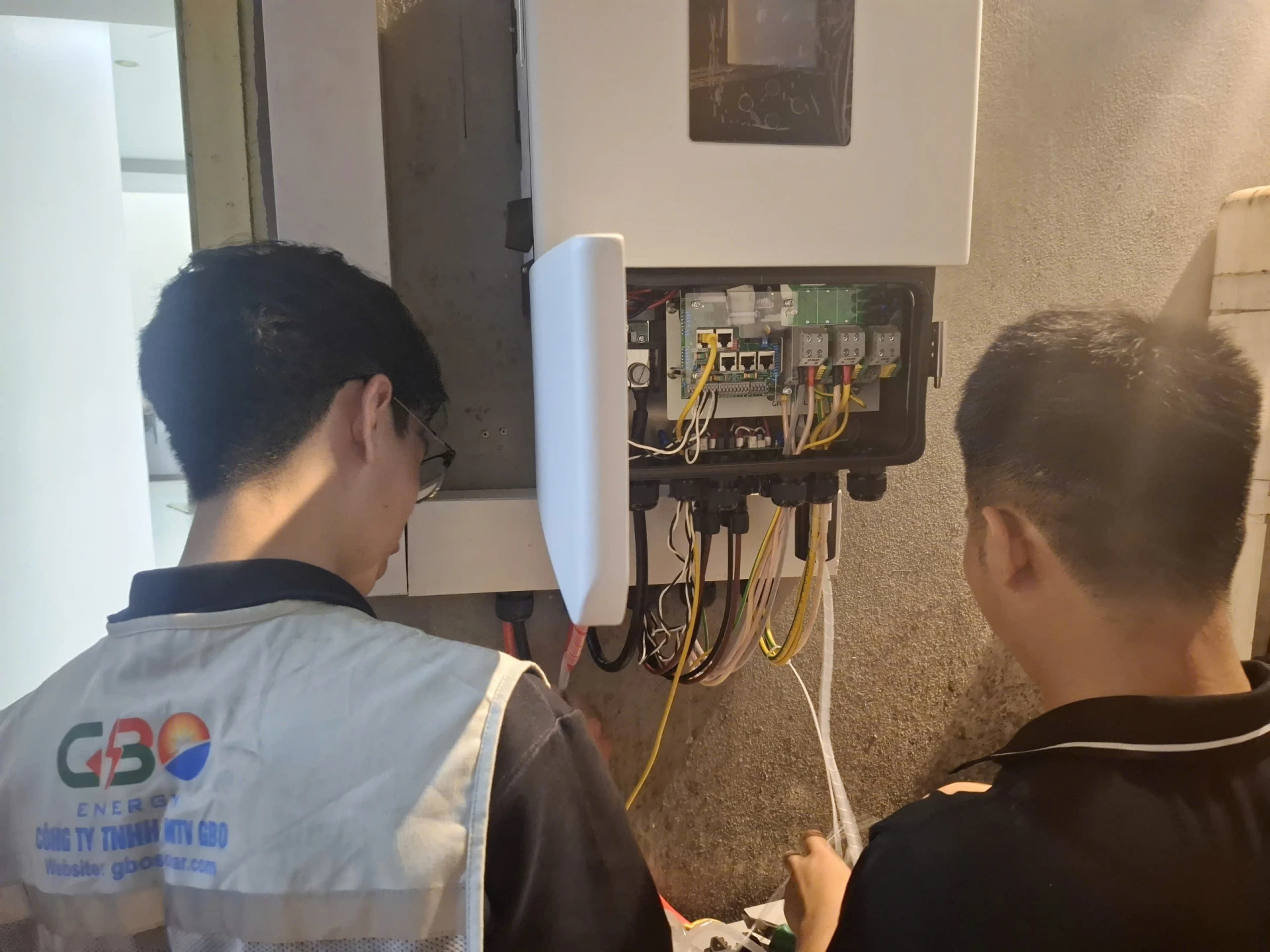 Điện mặt trời mái nhà - Doanh nghiệp Vàng bạc Đá quý Xuân Trường