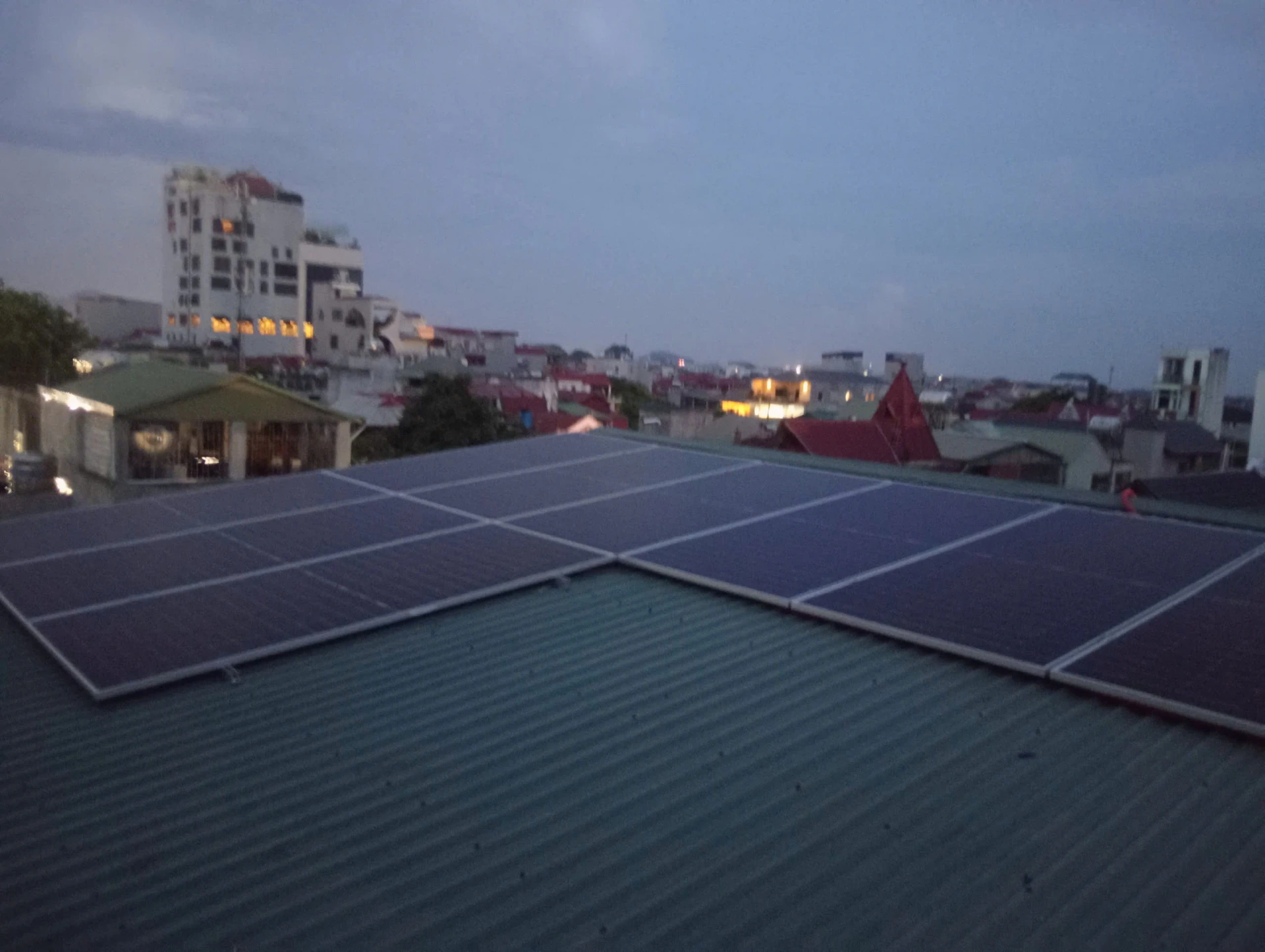 Điện mặt trời mái nhà - Doanh nghiệp Vàng bạc Đá quý Xuân Trường