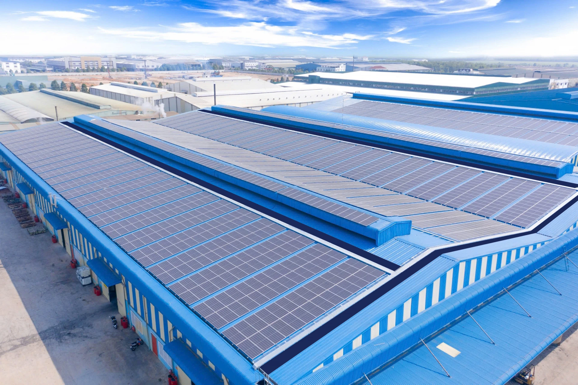 Điện mặt trời mái nhà - Nhà máy nệm Kim Cương